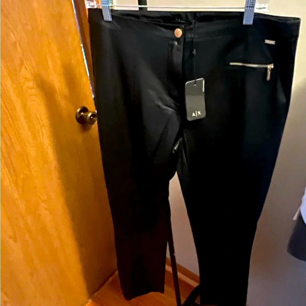 Set - Picture 2 of 2